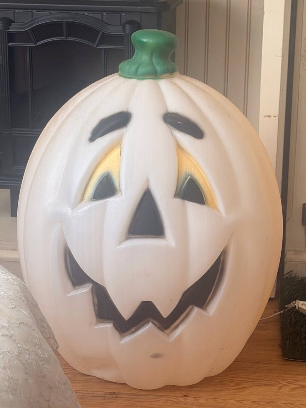 Vintage White Light-Up Halloween Pumpkin Decoration with Green Stem - Picture 2 of 3